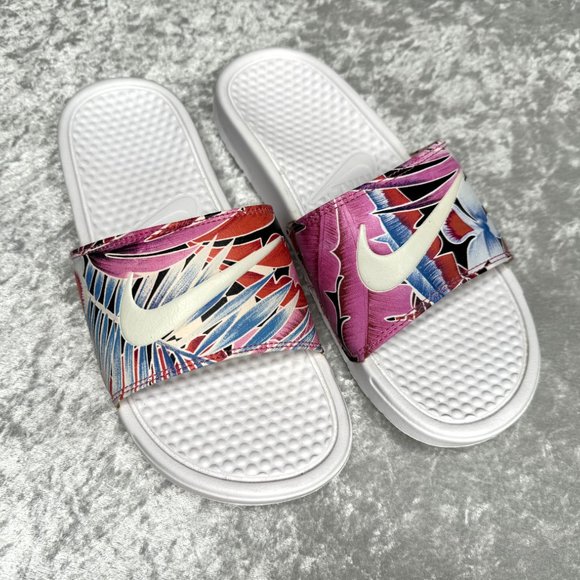Nike Benassi Floral Print Slides Sandals Size 9 - Picture 3 of 9